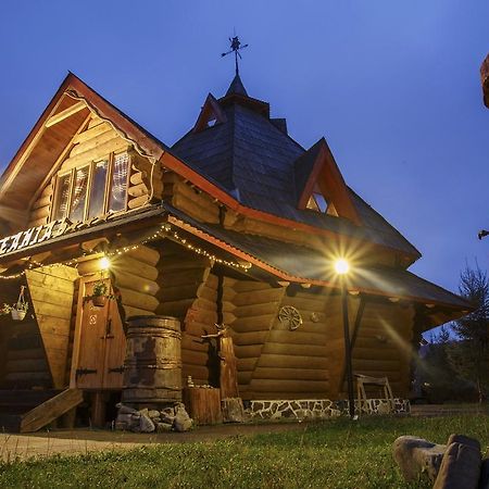 Готель Ведмідь Людвиківка Екстер'єр фото