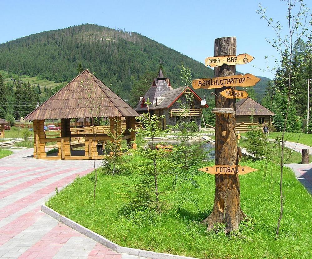 Готель Ведмідь Людвиківка Екстер'єр фото